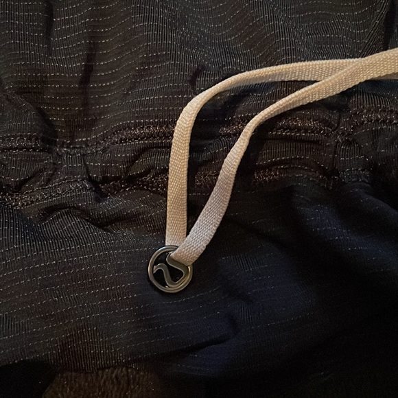 Lululemon tank top - Picture 2 of 4